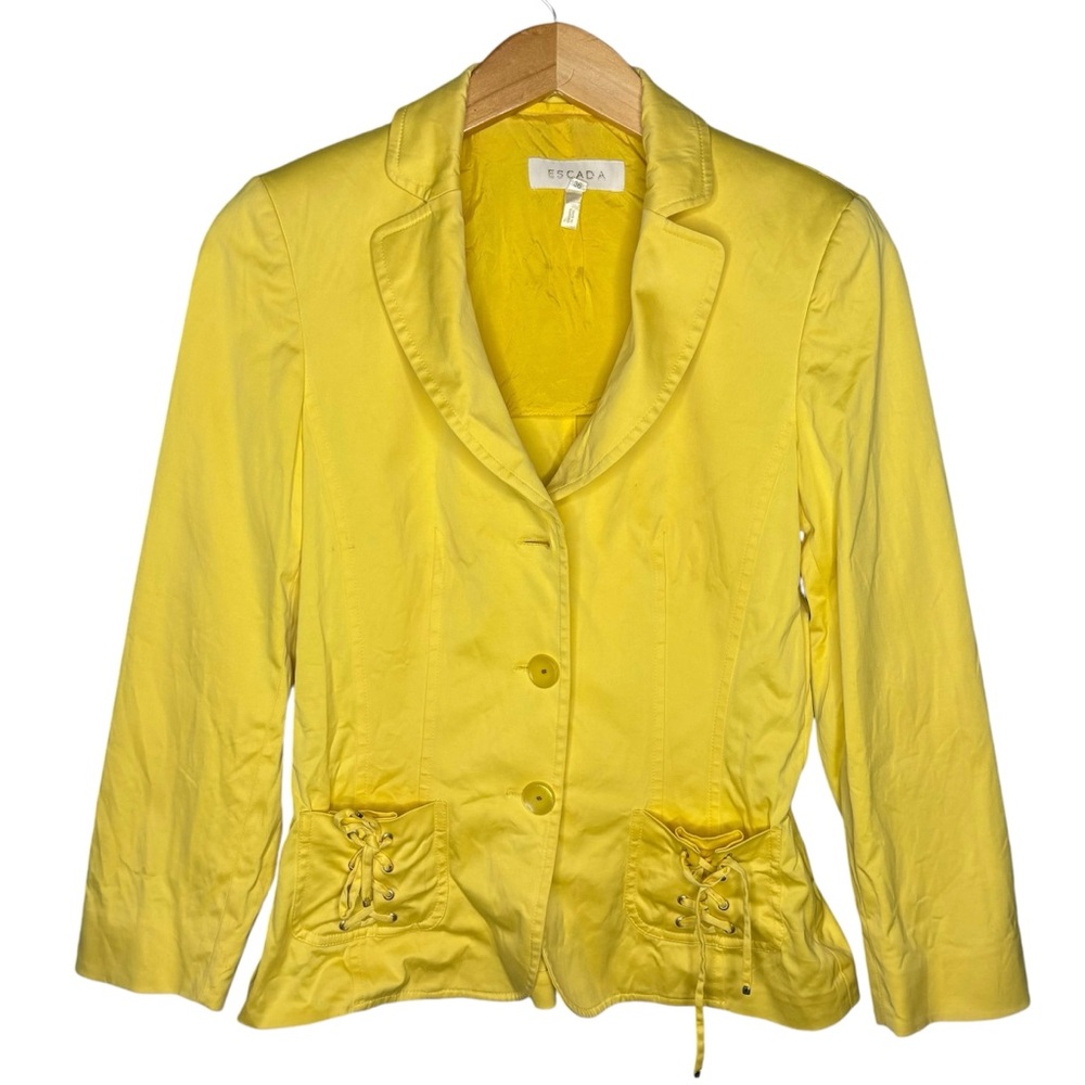 Escada vintage yellow sports jacket women’s size 36 / US 6 lace up pockets coat